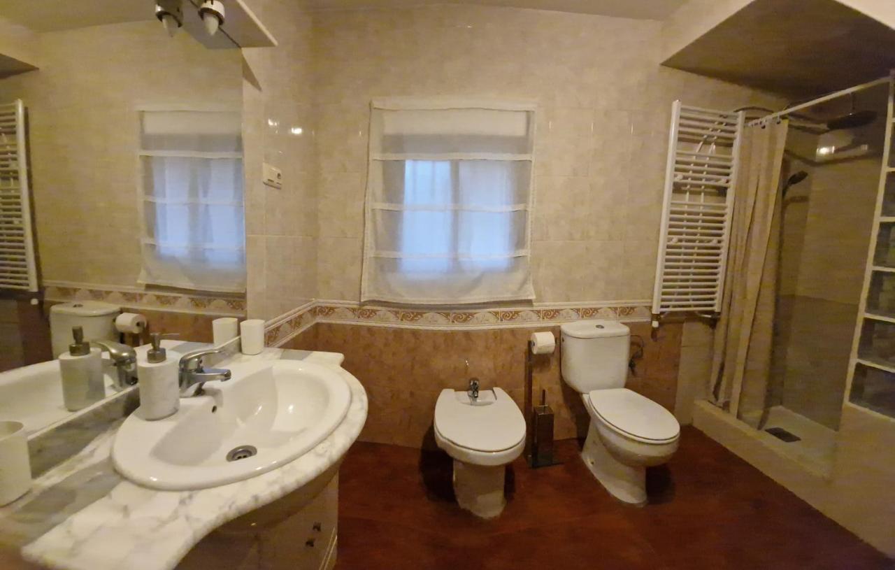 Casa Rural Las Traviesas 2 カンデレダ エクステリア 写真